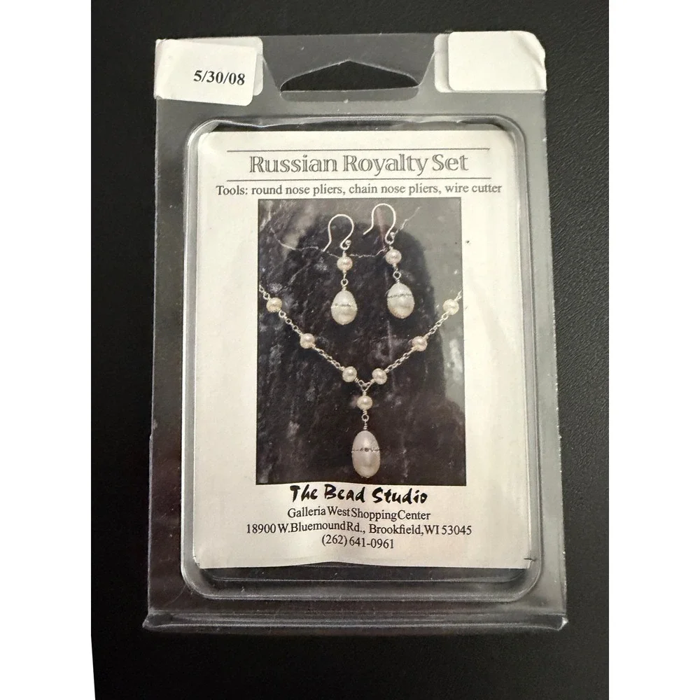 Jewelry Kit Bead Studio Royalty Necklace Earrings Rhinestone Simulated Pearl DIY